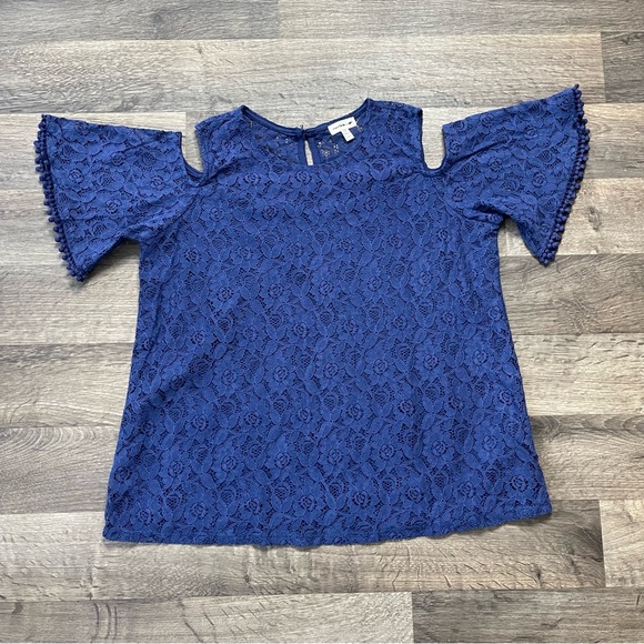Monteau Gril Other - Monteau Girl Navy Blue Cold Shoulder Short Sleeve Lace Top Size 14(XL)